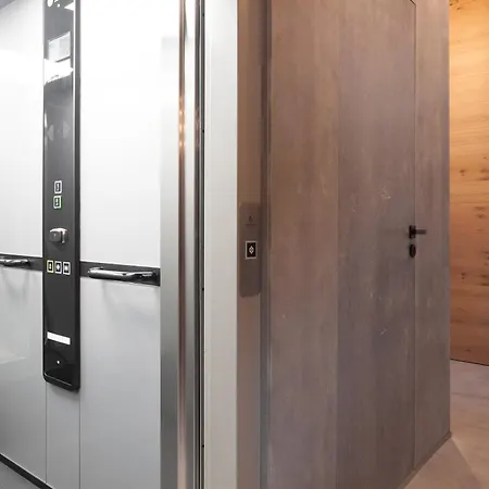 Nalu Boutique Hotel *